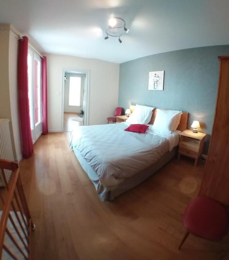 Les Planchettes Villa Orcival Eksteriør billede