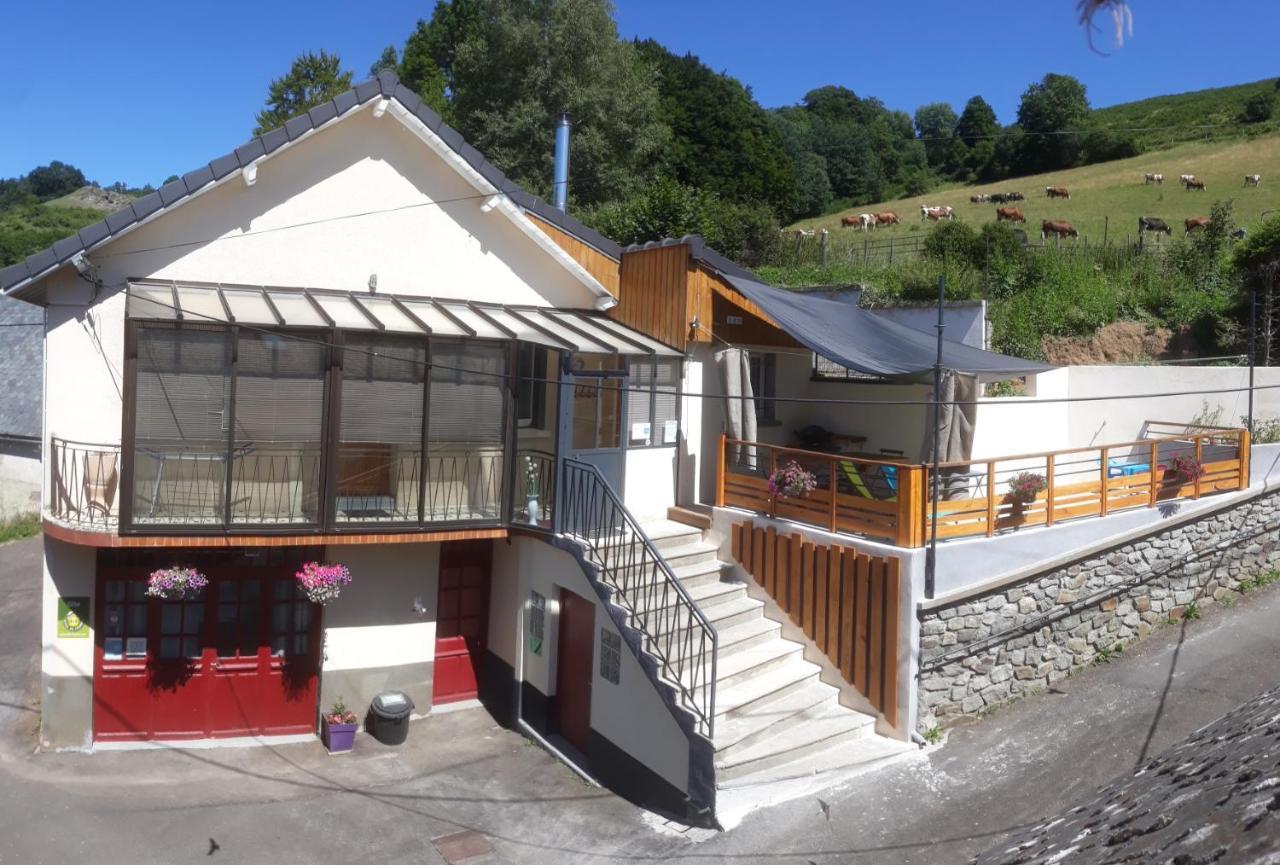 Les Planchettes Villa Orcival Eksteriør billede